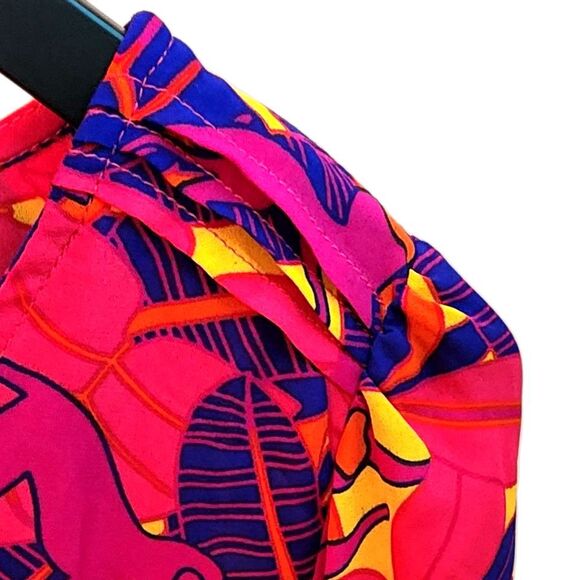 NWOT Tropical Island Vibe Blouse | Puffy Sleeve V Neck with Tie Bottom Size XL - Picture 4 of 8